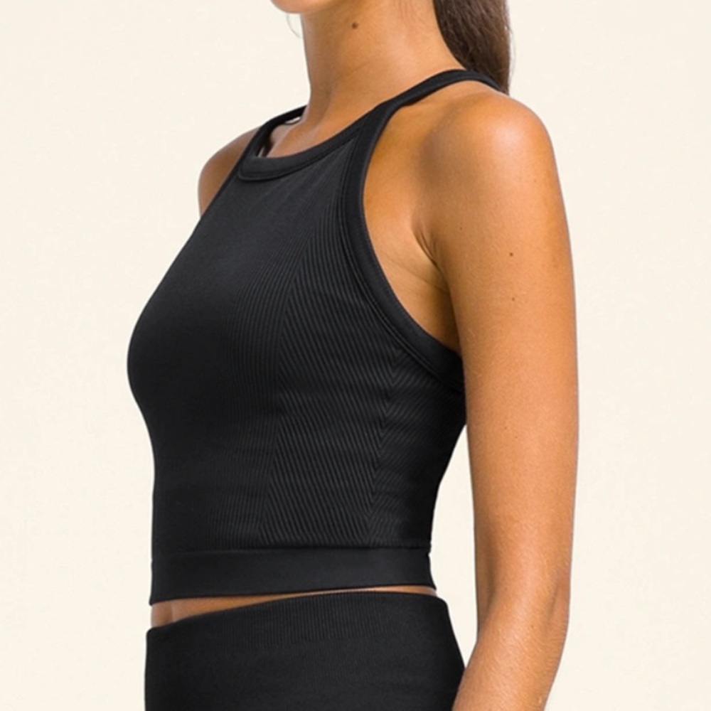 Wilson Black Ribbed Tank Top - Picture 2 of 5